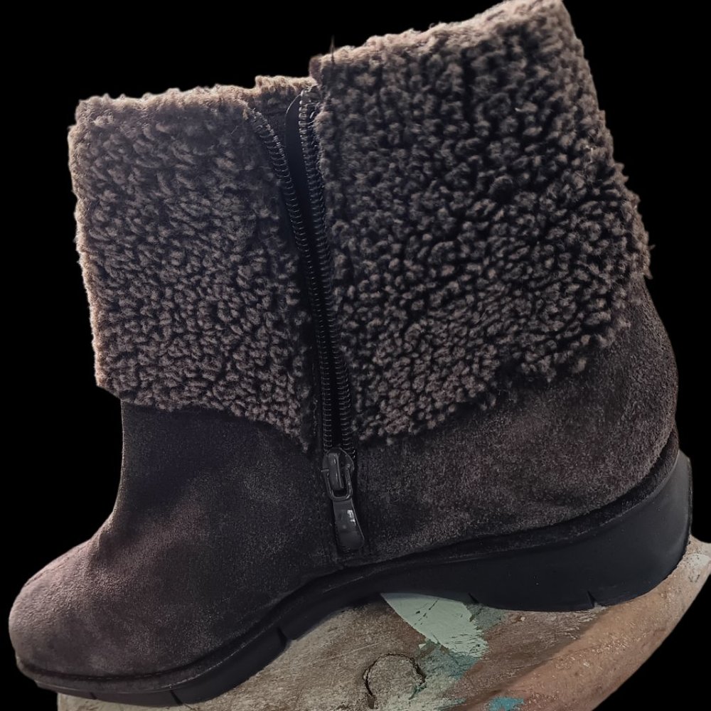 Liz Claiborne Women's Boots Size 6M
